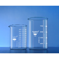 Beakers Low Form With Spout Double Graduated 5000 ML
